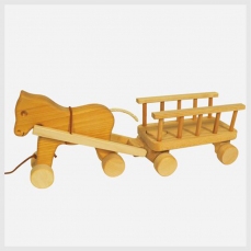 Cavallo con carretto in legno d'acero