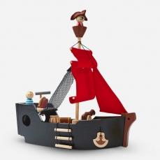 Nave dei pirati in legno